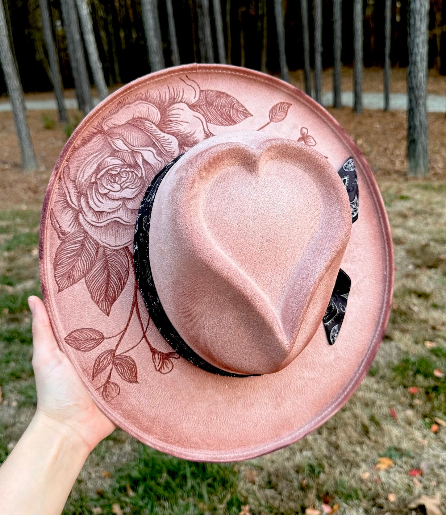 Hand Burned Suede Custom Rose Heart MEDIUM Cowgirl Hat