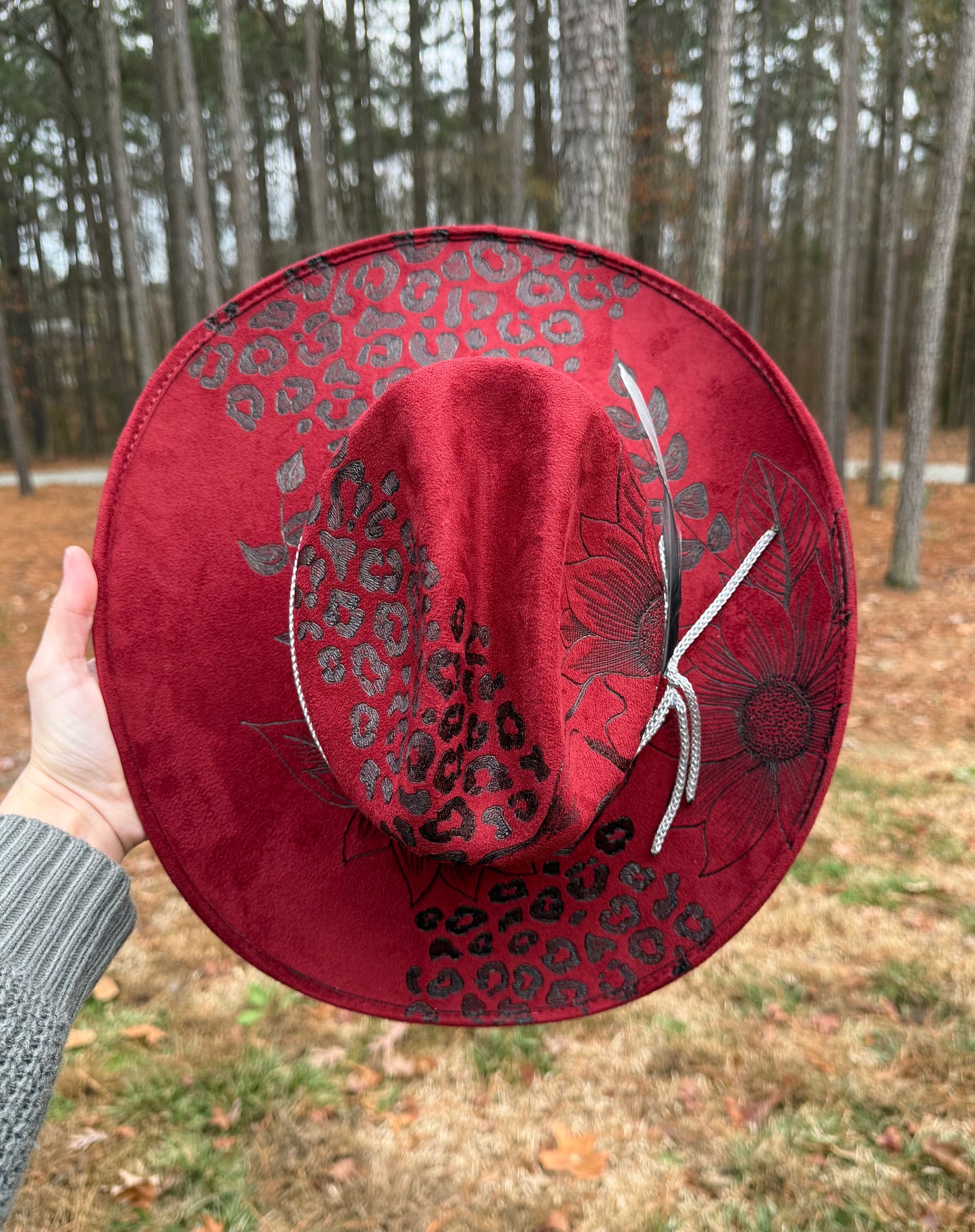 Hand Burned Suede Custom Skull MEDIUM Cowgirl Hat