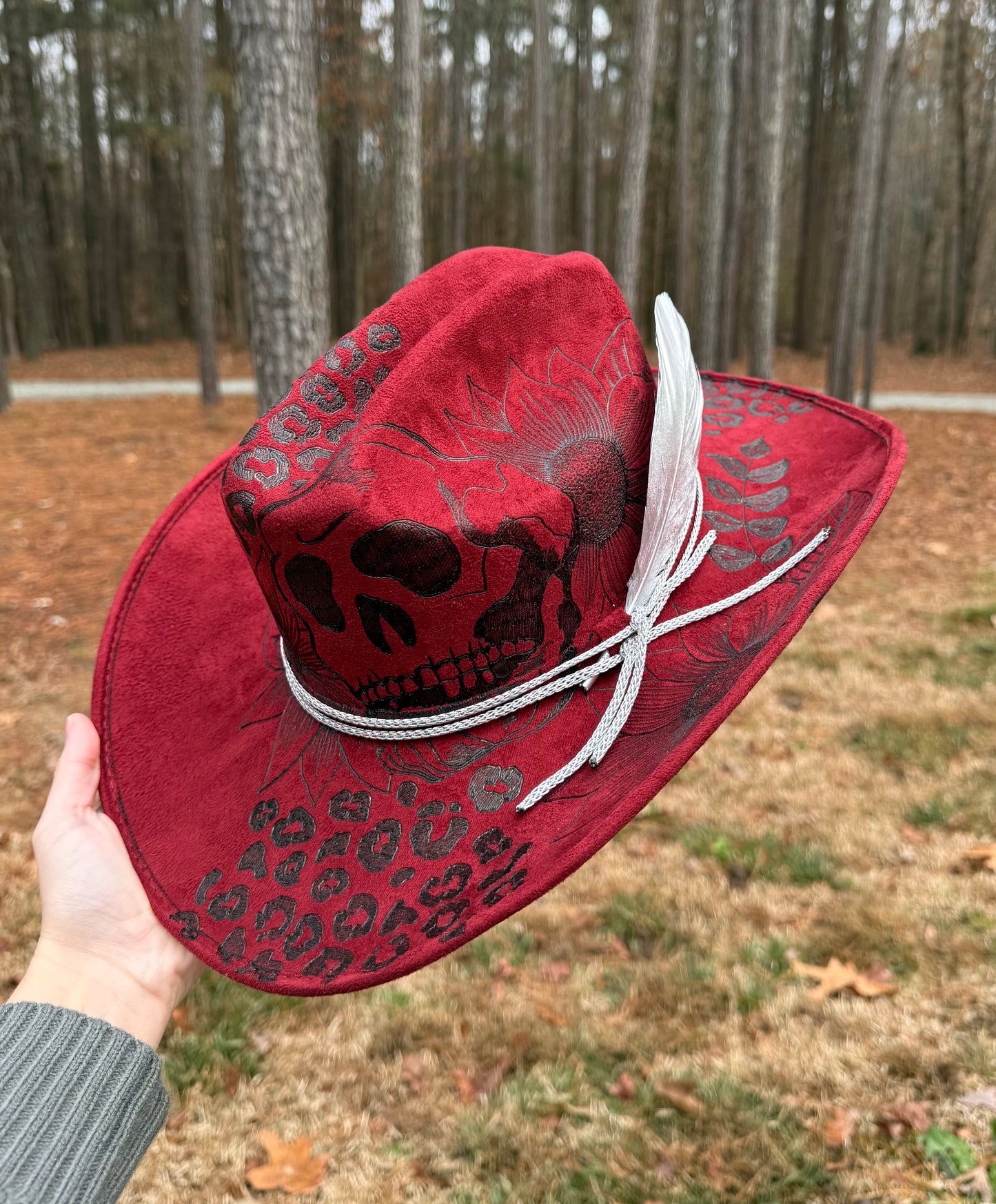 Hand Burned Suede Custom Skull MEDIUM Cowgirl Hat